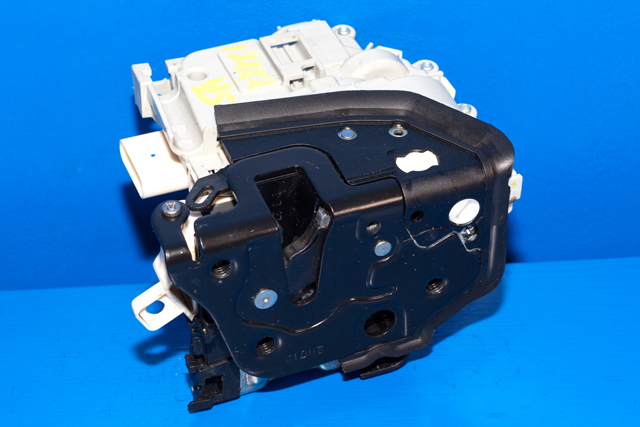 Lock Case Right til Audi A3, 2012-2016 (Type III, Fase 1)  (VAG|8X1 837 016)