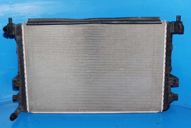 Radiator (Manual Gearbox) til Audi A3, 2012-2016 (Type III, Fase 1)  (VAG|5Q0 121 251 BR)