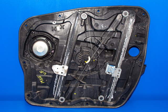 Ruteheis venstre foran til Hyundai Santa Fe 2012-2020 (Type III) (HYUNDAI|82450-2W020|)