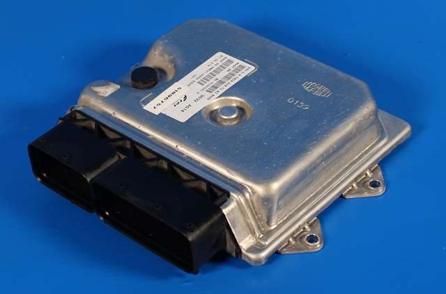 Styreenhet motor til Fiat 500, 2008-2020  (FIAT|51896757)
