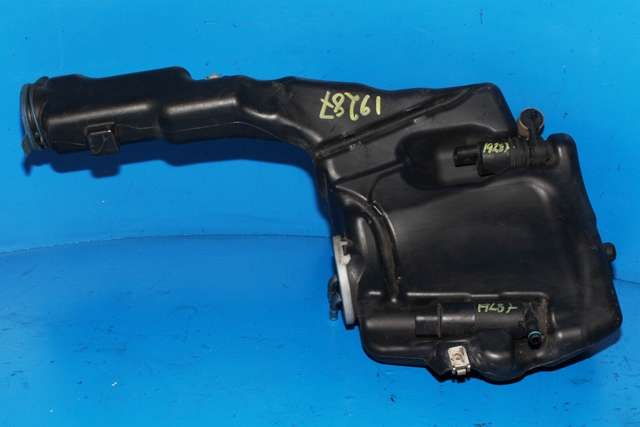 Spylertank foran til Mercedes E-Klasse, 2009-2013 (Fase 1) (W212) (W212) (MERCEDES|A 204 860 22 60)