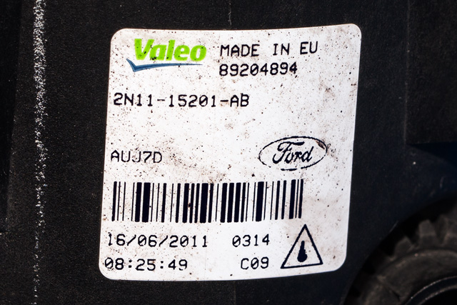 Tåkelykt høyre foran til Ford Focus 2011-2014 (Type III, Fase 1)  (FORD|2N11-15201-AB|)