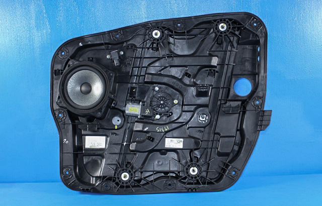 Ruteheis høyre foran til Hyundai Santa Fe, 2012-2020 (Type III) (HYUNDAI|82460-2W020)