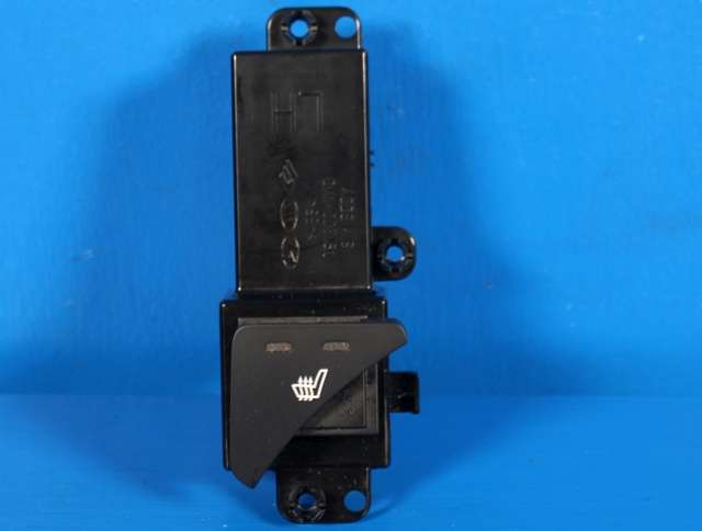 Bryter setevarme til Kia Sportage 2010-2016 (Type III) (KIA|93330-3W000|)