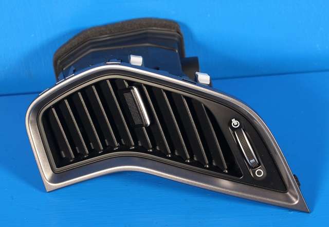 Dashbord friskluftdyse til Hyundai Santa Fe 2012-2020 (Type III) (HYUNDAI|97420-2W000|)