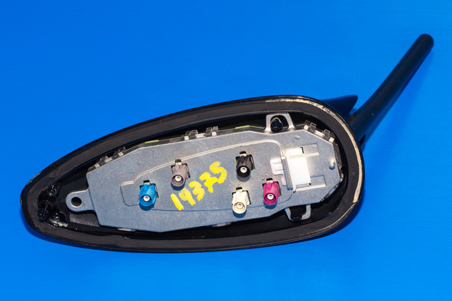 Antenne navigasjon til BMW i3 2013-2022 (BMW|9 253 995|)