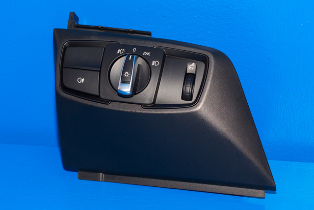 Bryter lys til BMW i3, 2013-2022  (BMW|9 311 723)