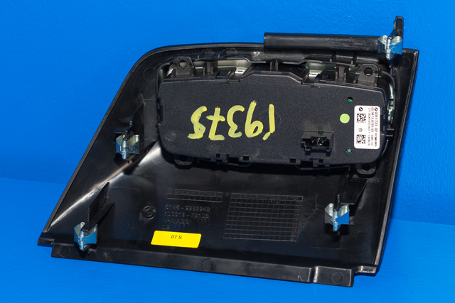 Bryter lys til BMW i3 2013-2022 (BMW|9 311 723|)