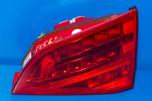 Baklykt høyre indre til Audi A4, 2007-2014 (Type IV) (B8) (B8) (VAG|8K9 945 094 B)