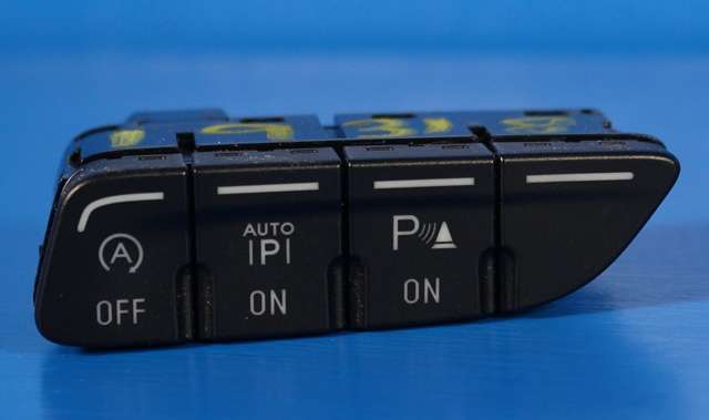 Bryter diverse til Ford Focus 2011-2014 (Type III, Fase 1) (FORD|AM5T-14B436-BB|)