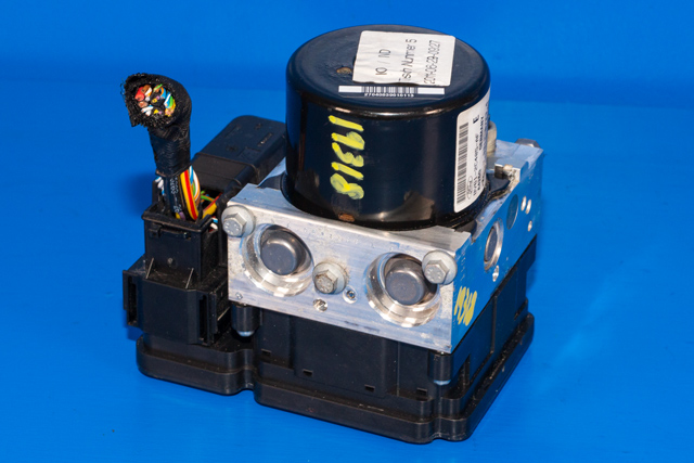 ABS sentral til Ford Focus 2011-2014 (Type III, Fase 1) (FORD|BV61-2C405-AF|)