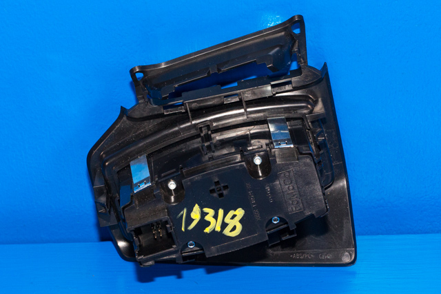 Bryter lys til Ford Focus 2011-2014 (Type III, Fase 1) (FORD|BM5T-13A024-EC|)