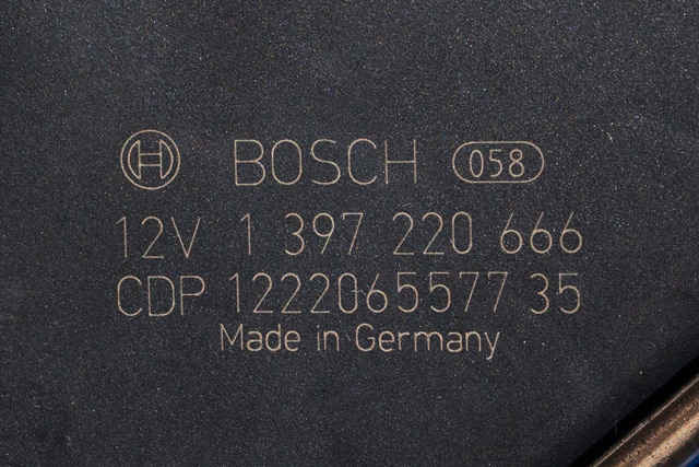 Viskermotor frontrute komplett m/overføring til Mercedes E-Klasse 2009-2013 (Fase 1) (W212) (W212) (BOSCH|1 397 220 666|)