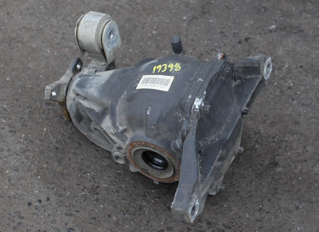 Kardang klokke bak til Mercedes E-Klasse 2009-2013 (Fase 1) (W212) (W212) (MERCEDES|212 350 23 05|)