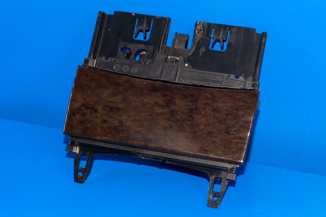 Dashbord askebeger til Mercedes E-Klasse, 2009-2013 (Fase 1) (W212) (W212) (MERCEDES|A 204 680 13 50)