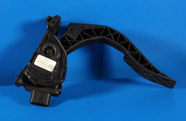Pedal gass til Audi A5 2007-2016 (Type I)  (HELLA|6PV 009 505-00|8K1 721 523|)