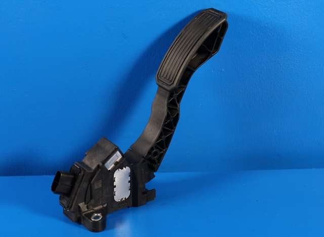 Pedal gass til Toyota Auris, 2010-2012 (Type I, Fase 2)  (TOYOTA|78110-02011)