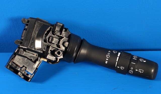Bryter visker til Toyota Auris, 2010-2012 (Type I, Fase 2)  (TOYOTA|17F582-02411)