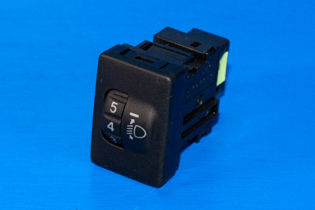Bryter diverse til Toyota Prius, 2009-2016 (Type III) (COMBI) (COMBI)
