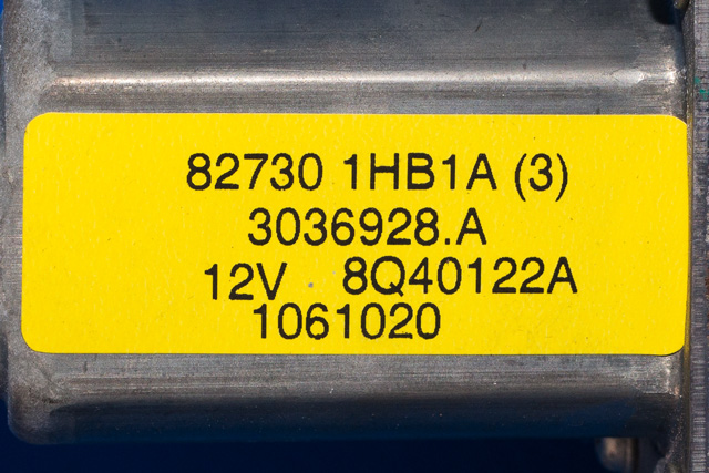 Ruteheis høyre foran til Nissan Note 2013-2017 (Type II)  (NISSAN|82730-1HB1A|)