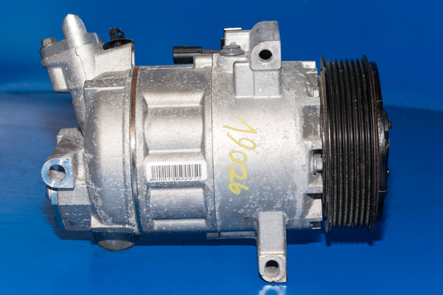 Aircondition kompressor til Renault Clio 2016-2019 (Type IV, Fase 2) (VALEO|T72634BA|9260 00734R|)
