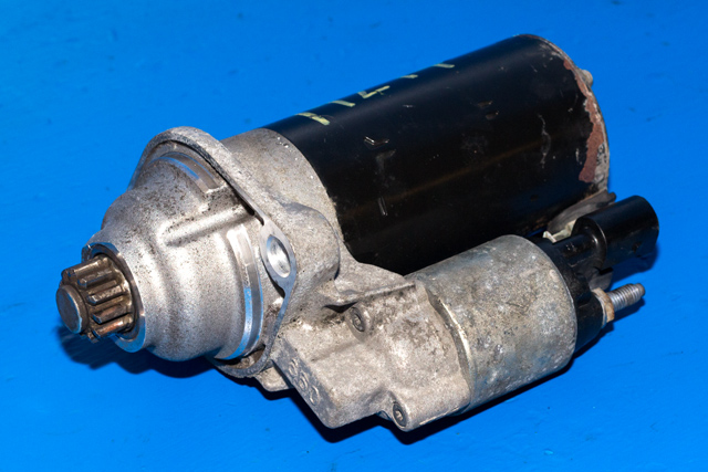 Starter diesel til Škoda Roomster, 2010-2015 (Fase 2)  (BOSCH|0 001 123 028)