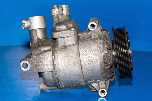 Aircondition kompressor til Škoda Roomster 2010-2015 (Fase 2)  (DELPHI|09151021940.D|5N0 820 803 E|)