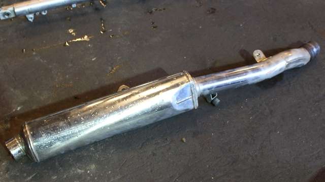 MC, Eksos bakre til MC Suzuki GSX 750F Katana, 1998-2006  (SUZUKI|X19E1X)