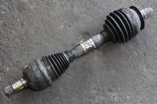 Drivaksel venstre foran, diesel/manuell til Mercedes A-Klasse, 2012-2018 (W176) (W176) 