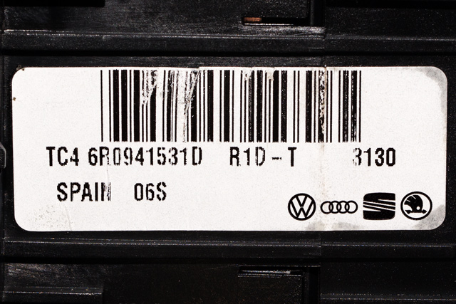 Bryter lys til VW Polo 2009-2014 (Type V, Fase 1) (VAG|6R0 941 531 D|)