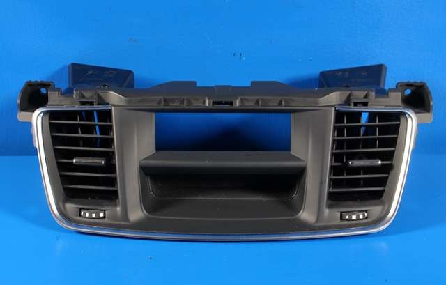 Dashbord friskluftdyse midtkonsoll til Peugeot 508, 2011-2014 (Type I, Fase 1)