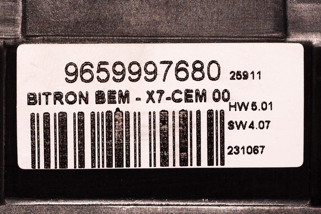 Styreenhet dør høyre foran til Citroën C4 2011-2017 (Type II)  (CITROEN|96 599976 80|)