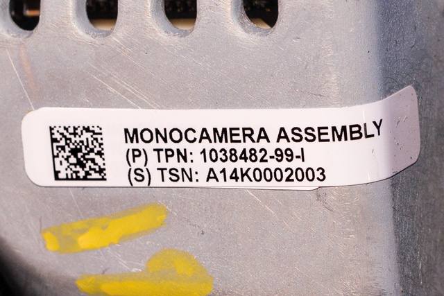 Parkeringskamera foran til Tesla Model S 2013-2016 (Fase 1)  (TESLA|1038482-99-L|)