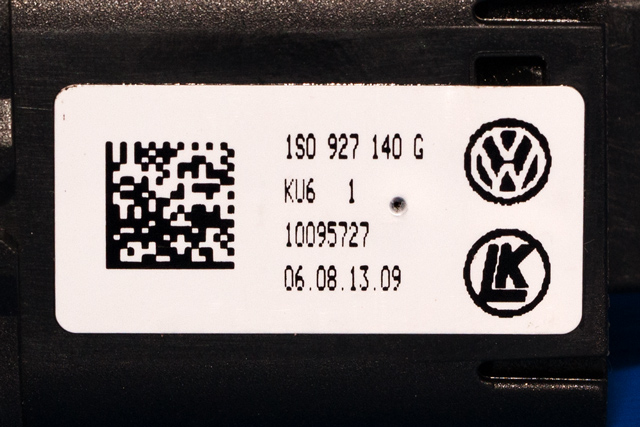 Bryter nødblink til VW E-Up 2013-2019  (VAG|1S0 927 140 G|)