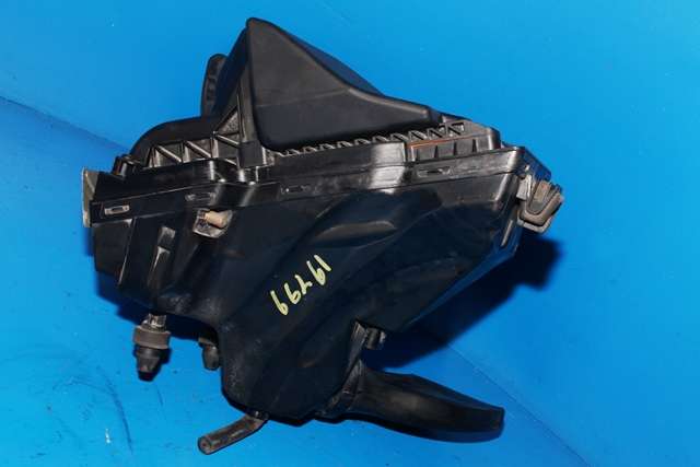 Luftfilterboks til Audi A4, Allroad 2009-2016 (Type I) (B8) (B8) (VAG|8K0 133 837 AA|)