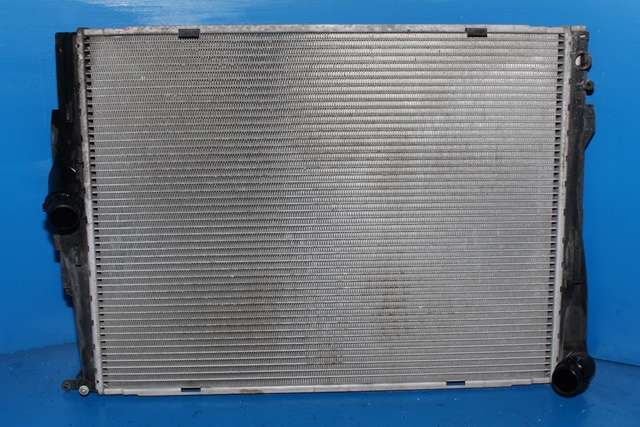 Radiator (manuell gir) til BMW 3-Serie, 2005-2011 (E90/E91/E92/E93) (E90/E91/E92/E93) (BMW|17.11-7 559 273)