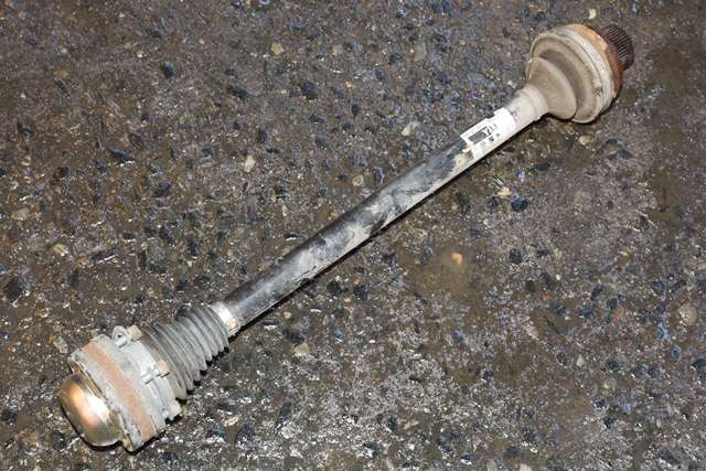 Drivaksel høyre bak, diesel/manuell til Audi A4, Allroad 2009-2016 (Type I) (B8) (B8) (VAG|8K0 501 203 J|)