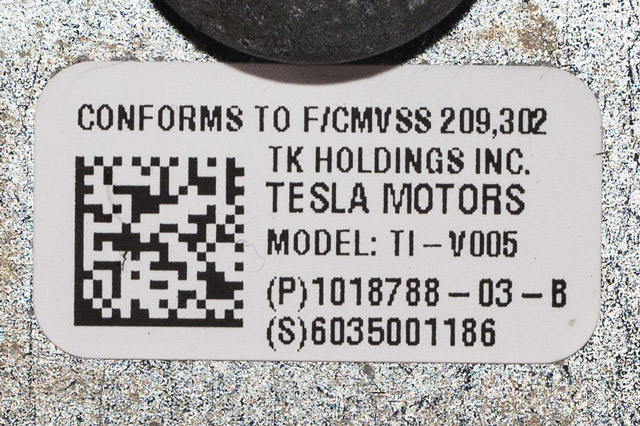 Sikkerhetsbelte foran høyre til Tesla Model S 2013-2016 (Fase 1) (TESLA|1018788-03-B|)