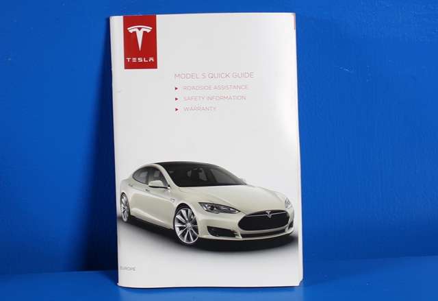 Instruksjonsbok til Tesla Model S, 2013-2016 (Fase 1)  