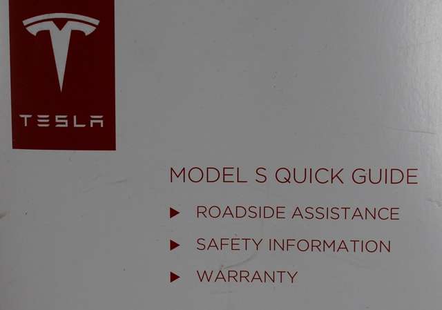 Instruksjonsbok til Tesla Model S 2013-2016 (Fase 1)  