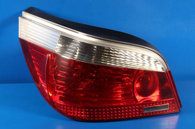 Baklykt venstre til BMW 5-Serie 2003-2010 (E60/E61) (E60/E61) (BMW|6 910 767|)
