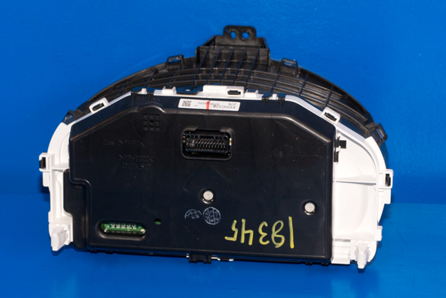 Instrumentpanel til Mitsubishi Space Star 2013-->> (Type II) (MITSUBISHI|8100C276|)