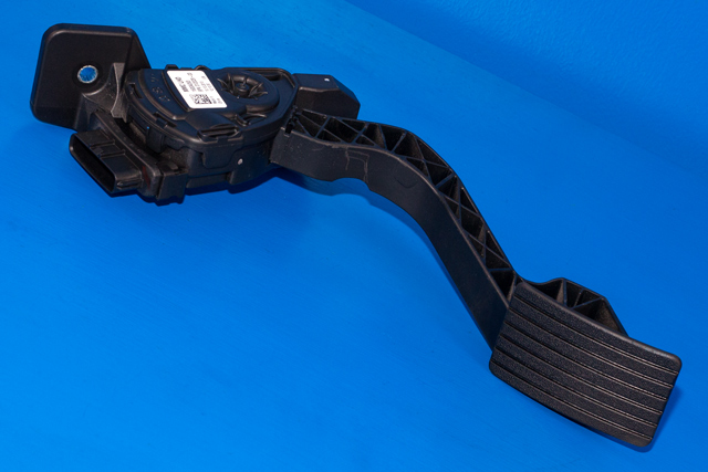 Pedal gass til Mitsubishi Space Star, 2013-->> (Type II)  (HELLA|6PV 312 028-03)