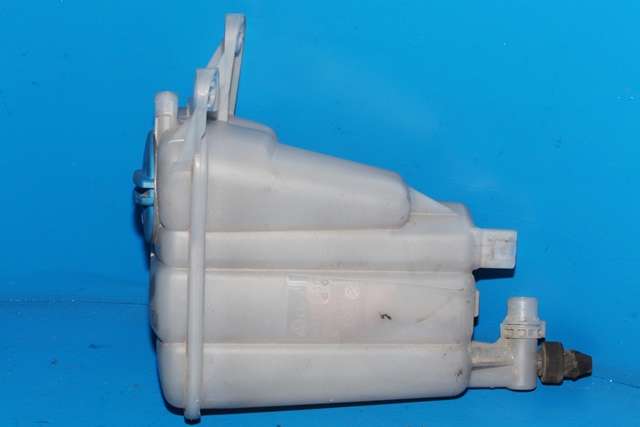 Ekspansjonstank til Audi A4, Allroad 2009-2016 (Type I) (B8) (B8) (VAG|8K0 121 403 G|)