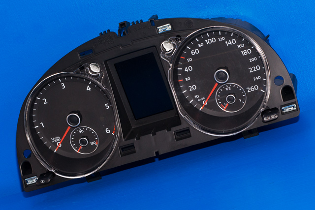Instrumentpanel til VW Passat, 2011-2015 (B7) (B7) (VDO|A2C53439625)