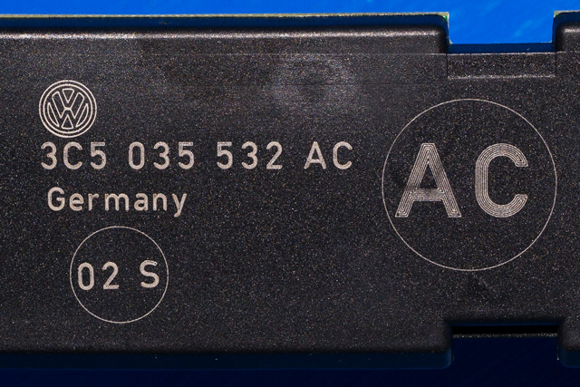 Antenne forsterker til VW Passat 2011-2015 (B7) (B7) (VAG|3C5 035 532 AC|)