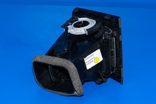 Dashbord friskluftdyse venstre til VW Golf VII 2012-2017 (Fase 1)  (VAG|5G1 819 703 C|)