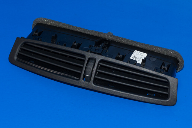 Dashbord friskluftdyse midtkonsoll til Ford C-Max, 2010-2015 (Type II, Fase 1)  (FORD|AM51-R01815-ACW)