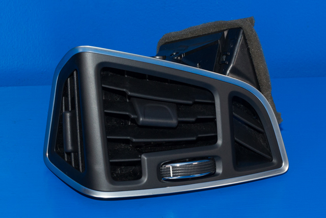 Dashbord friskluftdyse høyre til Ford C-Max, 2010-2015 (Type II, Fase 1)  