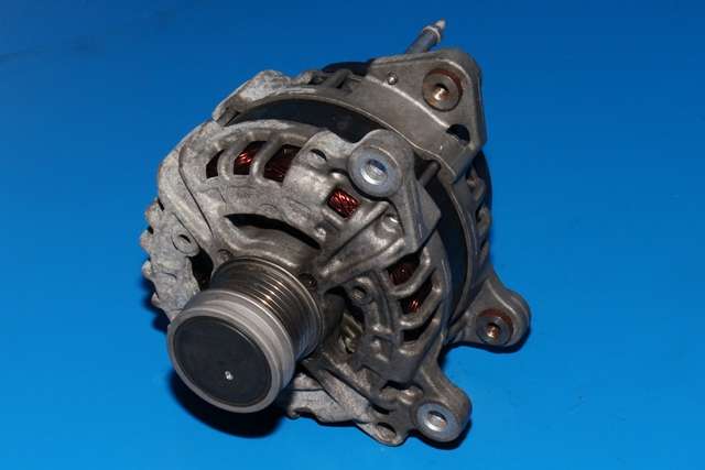 Dynamo til VW Golf VII 2012-2017 (Fase 1) (BOSCH|F 000 BL0 805|04E 903 023 J. 14 VOLT - 140 AMP|)